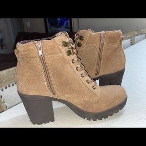 Faux Suede Booties with zipper and chunky heel! 🥾